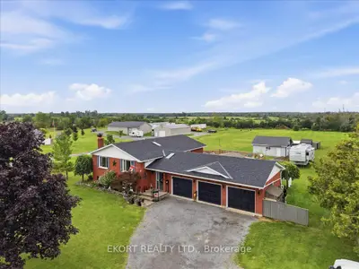 2433 62 Highway, Prince Edward County, On K0k 1g0