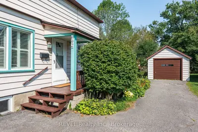 692 Lakeshore Road, Fort Erie, On L2a 1c1