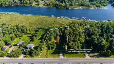 0 #520 Highway, Magnetawan, On P0a 1p0