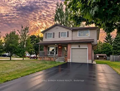 56 Edward Street, Mapleton, On N0g 1p0