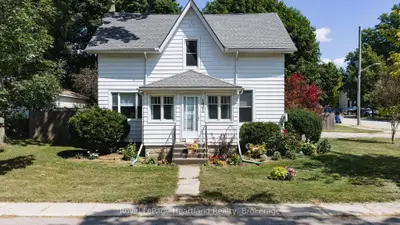 Detached in Central Huron