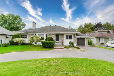 Detached in McKellar Heights - Glabar Park and Area
