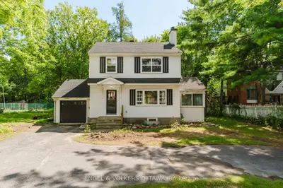 2028 Carling Avenue, Mckellar Heights - Glabar Park And Area, On K2a 1g2