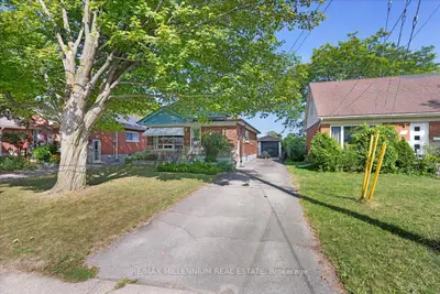 37 Radford Street, Hamilton, On L8s 3e5