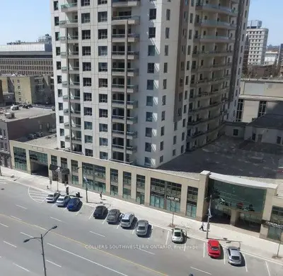 320 Dundas Street 1, London East, On N6b 3r8