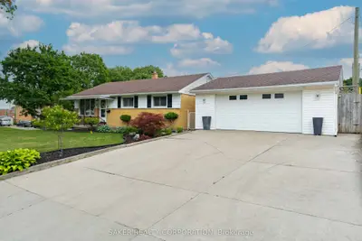 176 Renfro Crescent, London South, On N5z 3b6
