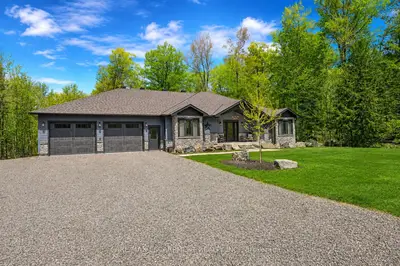 1068 Xavier Street, Gravenhurst, On P0e 1g0