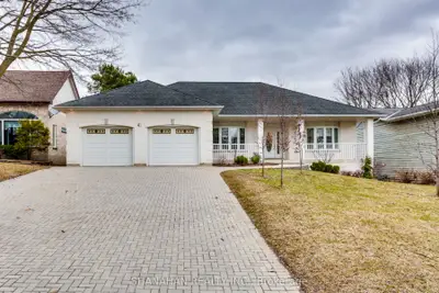 41 Sunset Avenue, Warwick, On N0m 2s0