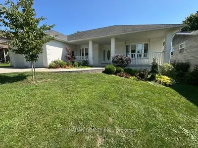 41 Sunset Avenue, Warwick, On N0m 2s0