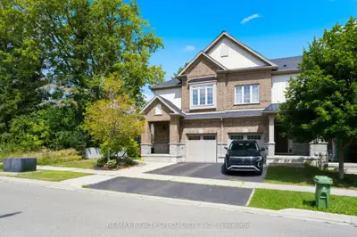 Att/Row/Townhouse in Guelph