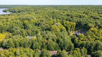 4 Mountain Basin Drive, Mcdougall, On P2a 2w9