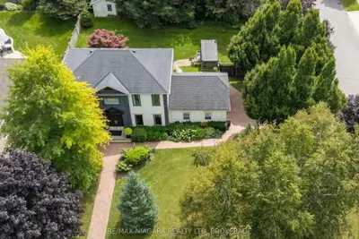 8056 Cathedral Drive, Niagara Falls, On L2h 2z2