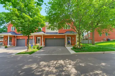120 Beddoe Drive 20, Hamilton, On L8p 4z4
