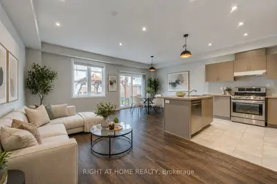 105 Sonoma Lane, Hamilton, On L8e 0j8