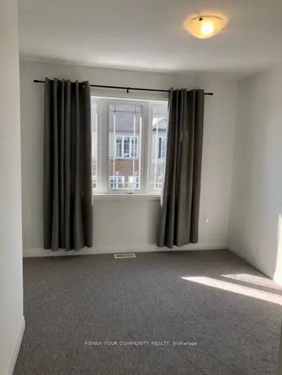 43 Laguna Village Crescent N, Hamilton, On L0r 1p0