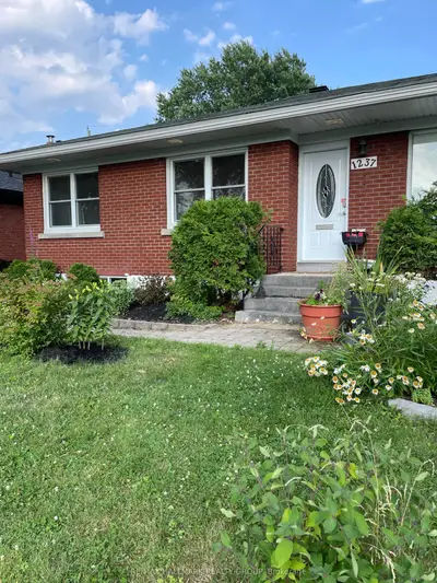 Detached in Belair Park - Copeland Park and Area