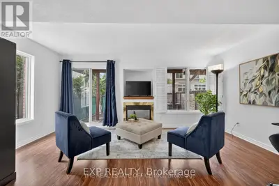 106 Corsica Private W, Alta Vista And Area, On K1g 5y1