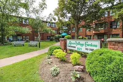921 Armour Road 216, Peterborough, On K9h 7k5