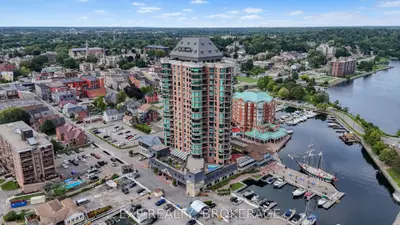 15 St Andrew Street 1802, Brockville, On K6v 0b8