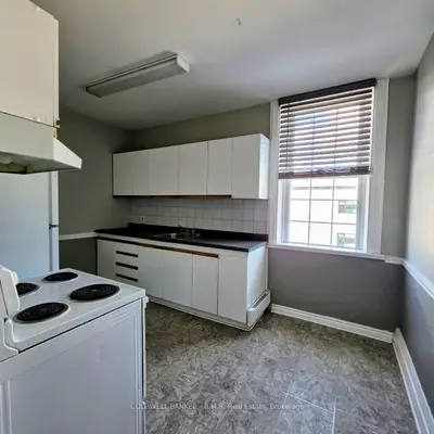 47 William Street N 4, Kawartha Lakes, On K9v 3z9