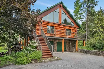 107 Corkery Woods Drive, Carp - Huntley Ward, On K0a 1l0