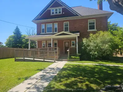 94 Argyle Street N, Renfrew, On K7v 1s9