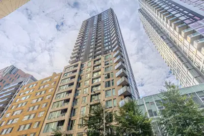 40 Nepean Street 1407, Ottawa Centre, On K2p 0x5