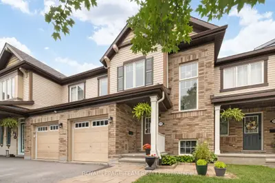Att/Row/Townhouse in Stittsville - Munster - Richmond