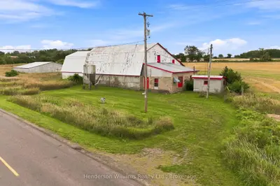 1546 County Road 7 Road W, Prince Edward County, On K0k 2t0