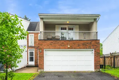 10 Estelle Crescent, South Of Baseline To Knoxdale, On K2h 5x1