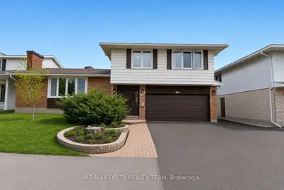 2350 GEORGINA Drive, Britannia Heights - Queensway Terrace N and Area, ON K2B 7M5