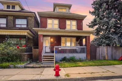 570 Cannon Street E, Hamilton, On L8l 2g4