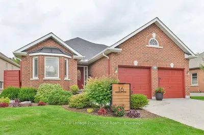 16 MAGNOLIA Court, Belleville, ON K8P 5M7