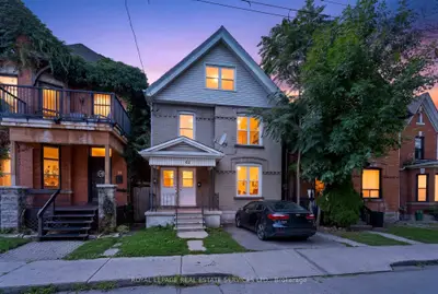 62 Erie Avenue, Hamilton, On L8n 2w6