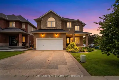 51 Whitworth Terrace, Hamilton, On L0r 1p0