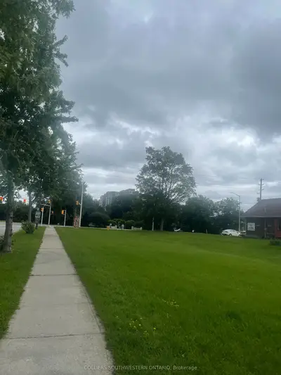 2270 Coronation Drive, London North, On N6g 0b9