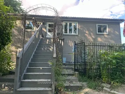 1856/1860 Longwoods Road, Southwest Middlesex, On N0l 2n0