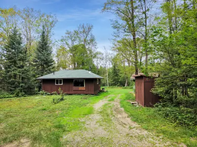 2622 CHETWYND Road, Kearney, ON P0A 1M0