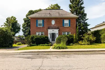 262 Bell Street, Arnprior, On K7s 2r6