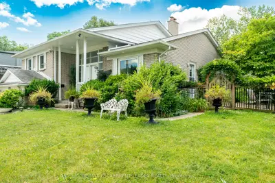 1129 Scenic Drive, Hamilton, On L9c 1h8