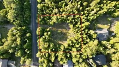 8 Devils Glen, Northern Bruce Peninsula, On N0h 1x0