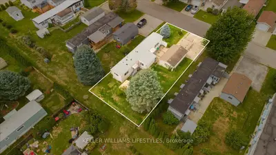 8 Stewart Street, Strathroy-caradoc, On N7g 3k8