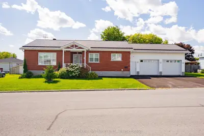 238 BISHOP Street S, North Glengarry, ON K0C 1A0