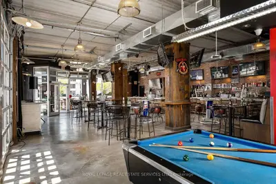 5043 Centre Street, Niagara Falls, On L2g 3n8