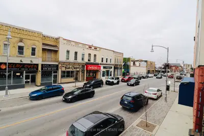 647 Talbot Street A, St. Thomas, On N5p 1c9