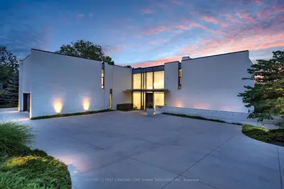 756 Riverside Drive 2, London North, On N6h 2s4