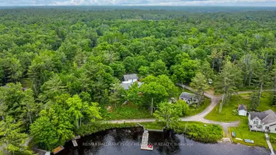 1008 Cove Road, Gravenhurst, On P0e 1g0