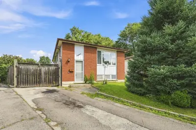 15 Duncairn Court, Hamilton, On L9c 6g2