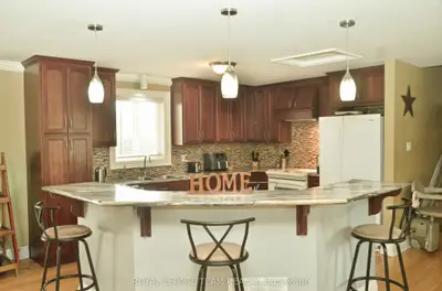 12078 E Lakeshore Drive E, South Dundas, On K0c 1x0