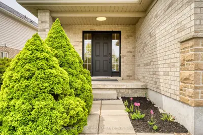 799 Oakcrossing Road, London North, On N6h 5v9